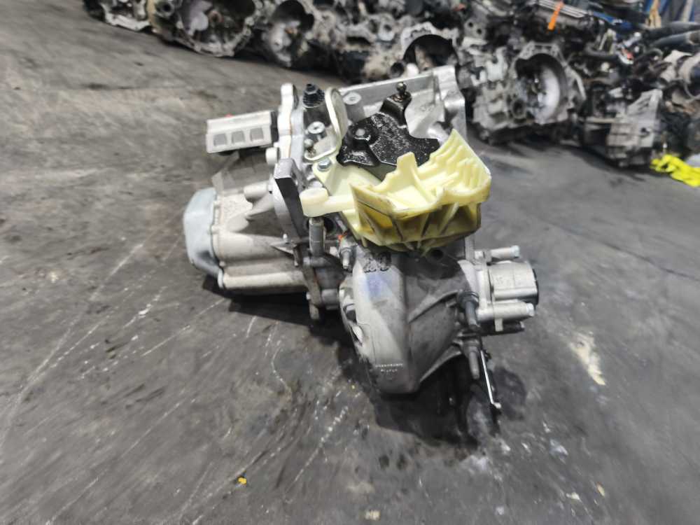 BOITE DE VITESSE MANUEL CITROEN/PEUGEOT 1.6HDI ( 5-VITESSES ) - Vue 3